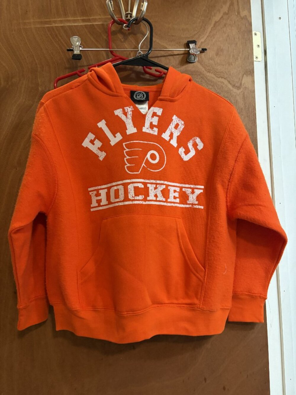 NWT Boy's size 6 Official Merchandise Philadelphia Flyers Hoodie